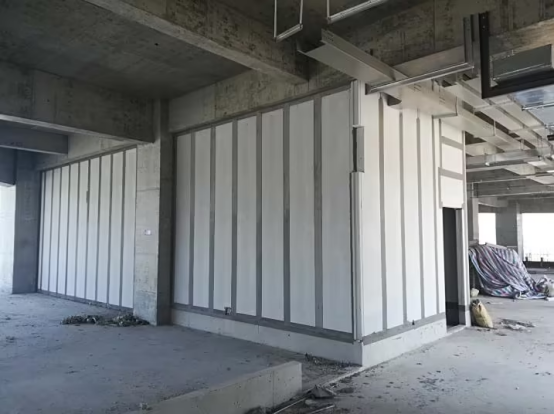 輕質水泥風格的辦公室隔斷.jpg